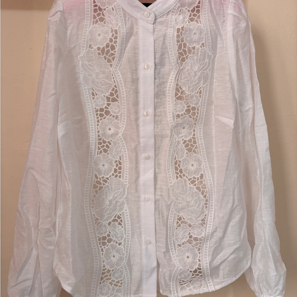 WHBM Women’s Floral Cutwork Shirt. Size S